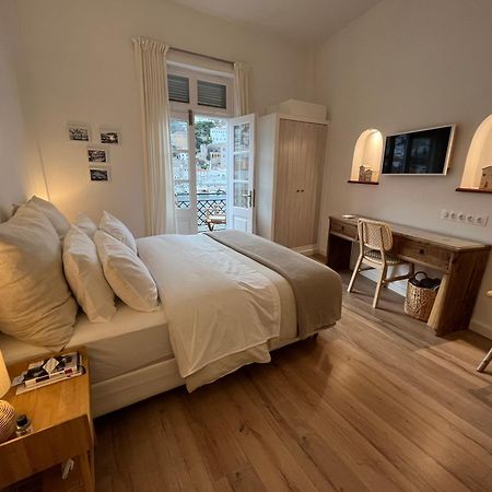 Estia Hydra Hotel Bagian luar foto